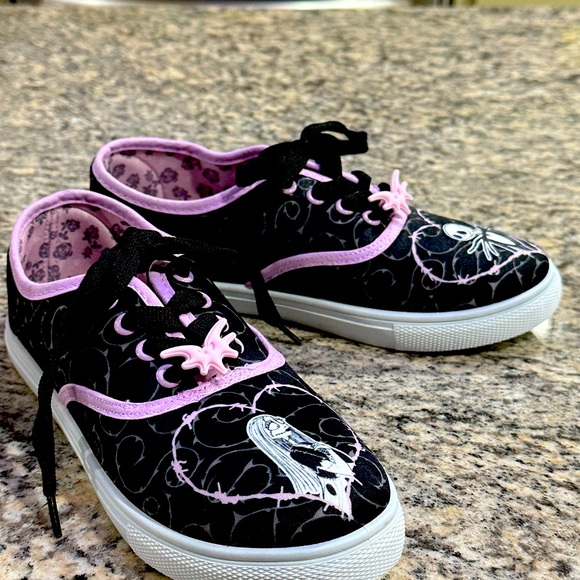 Disney The Nightmare before Christmas sneakers shoes NEW - Picture 5 of 6